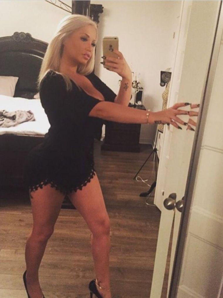 Sex massage for the sex Toronto — Bianca white, 23 age