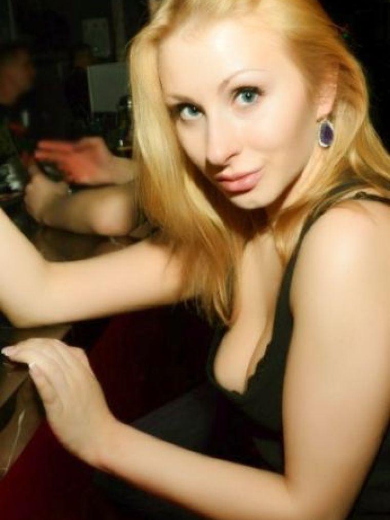 Jessica Monroe, phone. 17052306567