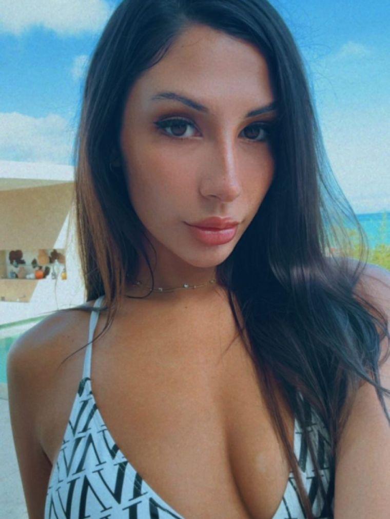 Emily, height: 162, weight: 46