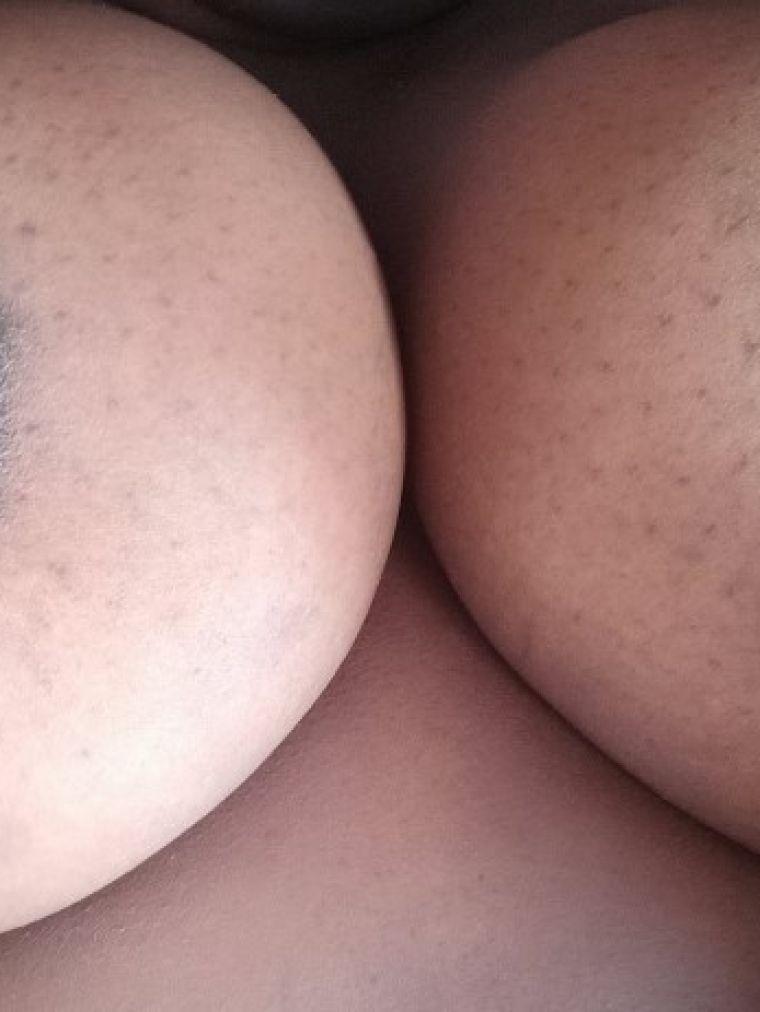Nzula, escorts Toronto photo