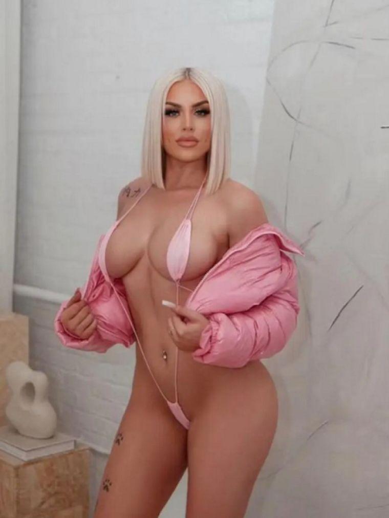 Jenna, 22, Toronto, Markham