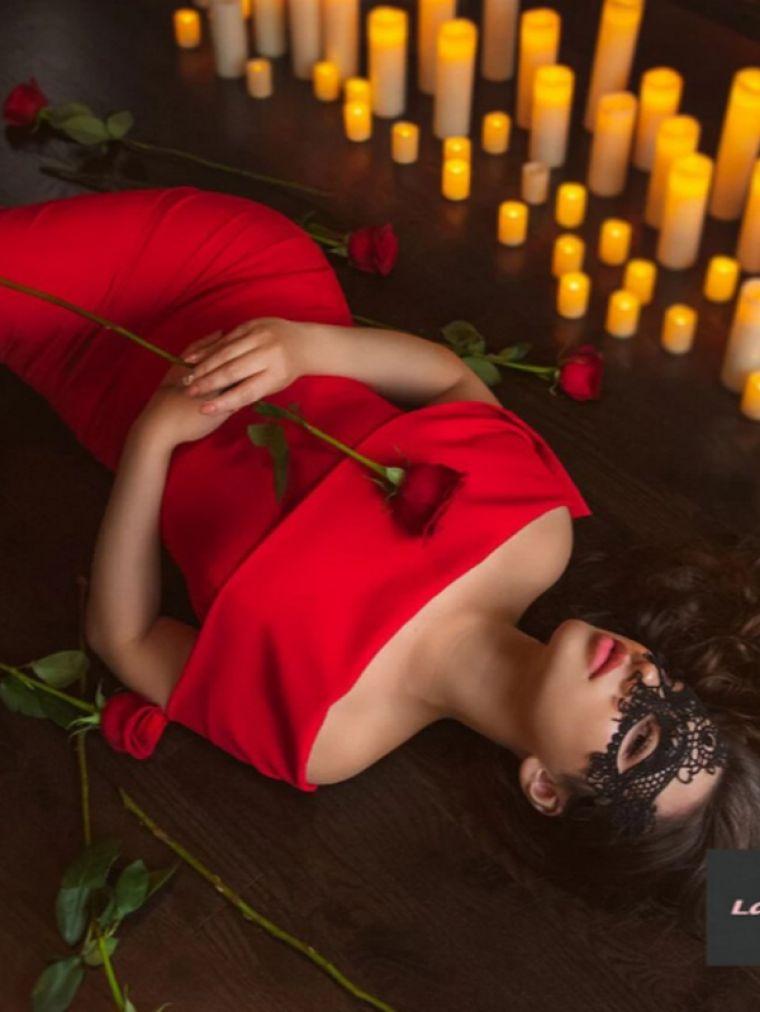 adult massage Azzura (Toronto)
