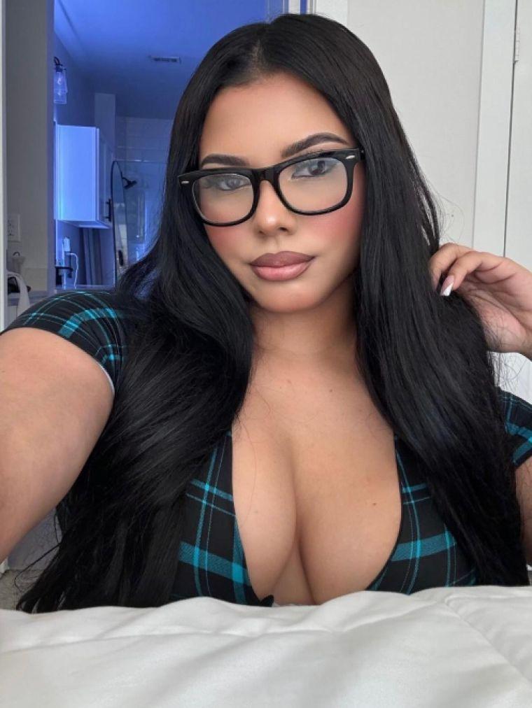 Meena, phone. 6473178393